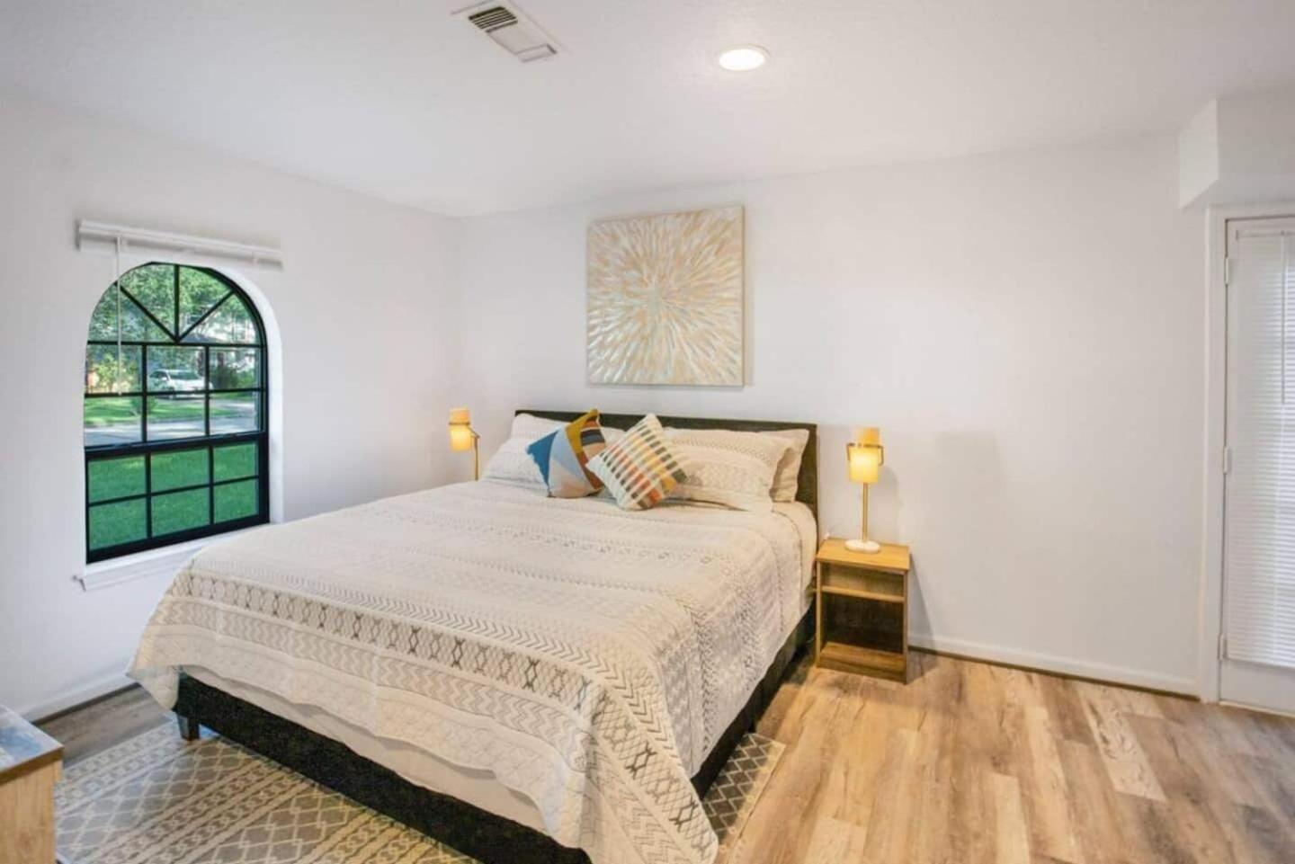 Вилла Sunmeadow Manor Retreat Friendswood Экстерьер фото